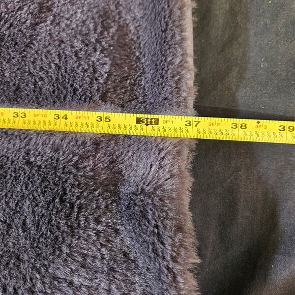 Gray Long Open Front Faux Fur Vest Size L Mob Wife Preppy Old Money Casual - Picture 6 of 6